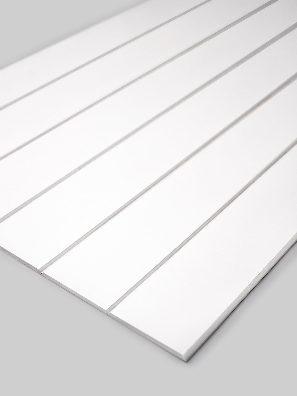 10cm Shiplap Panelling - Half Board with 1.2m Top Trim (1300L x 600W)