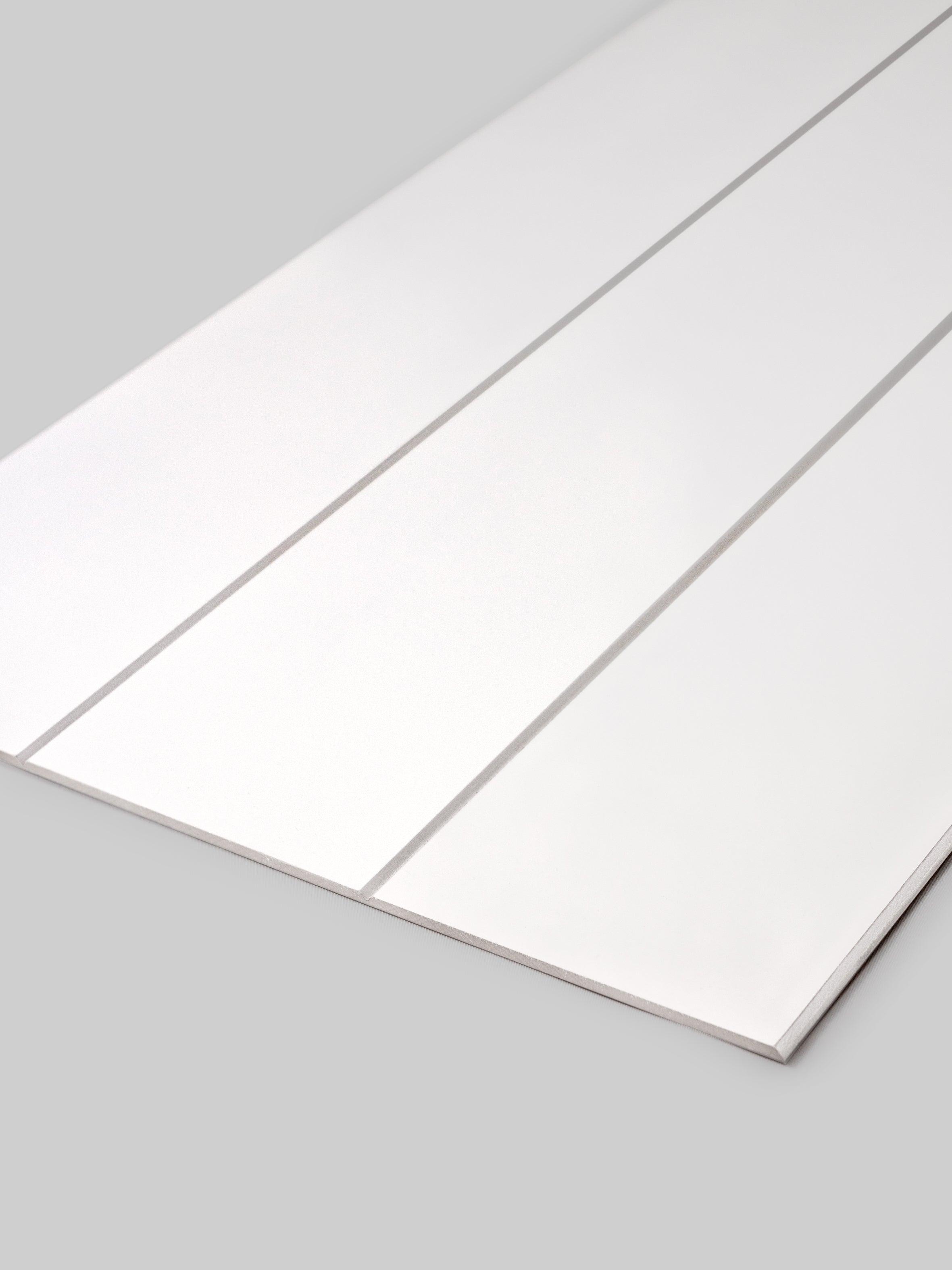 20cm Shiplap Panelling - Half Board with 1.2m Top Trim (1300L x 600W)